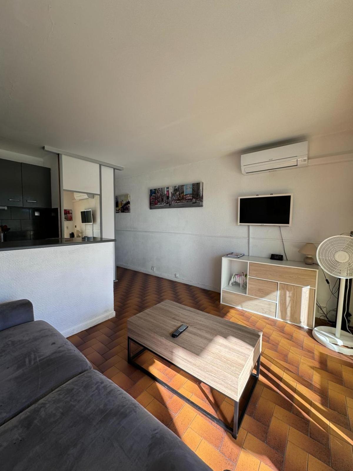 Beau Studio Climatise Face A La Mer La Ciotat Kültér fotó