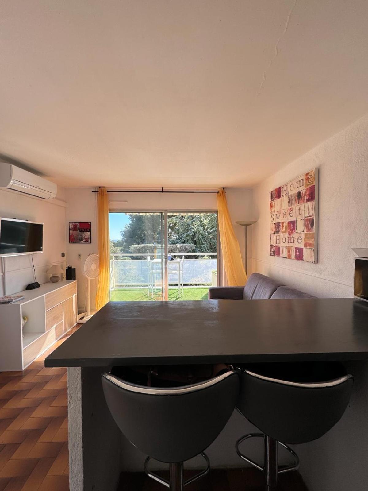 Beau Studio Climatise Face A La Mer La Ciotat Kültér fotó